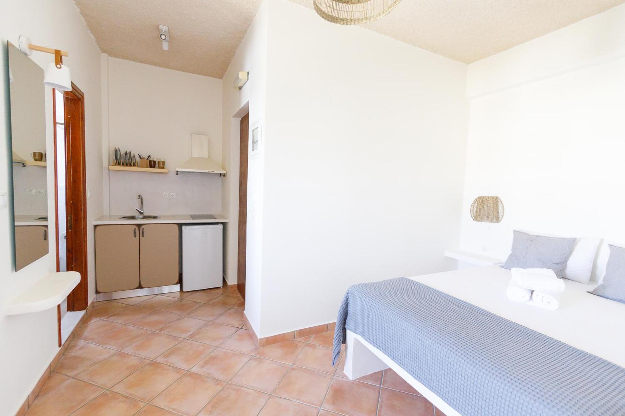 Ligaries Kini Exterior foto