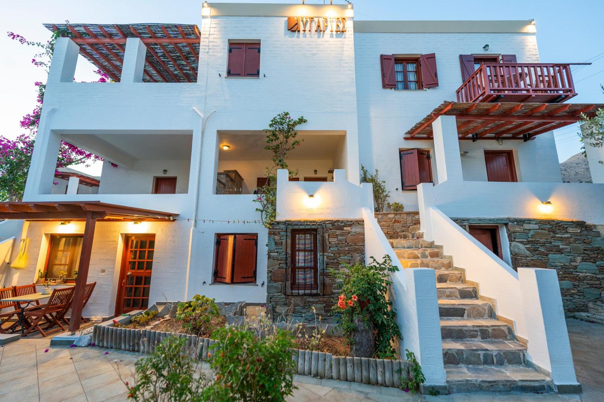 Ligaries Kini Exterior foto