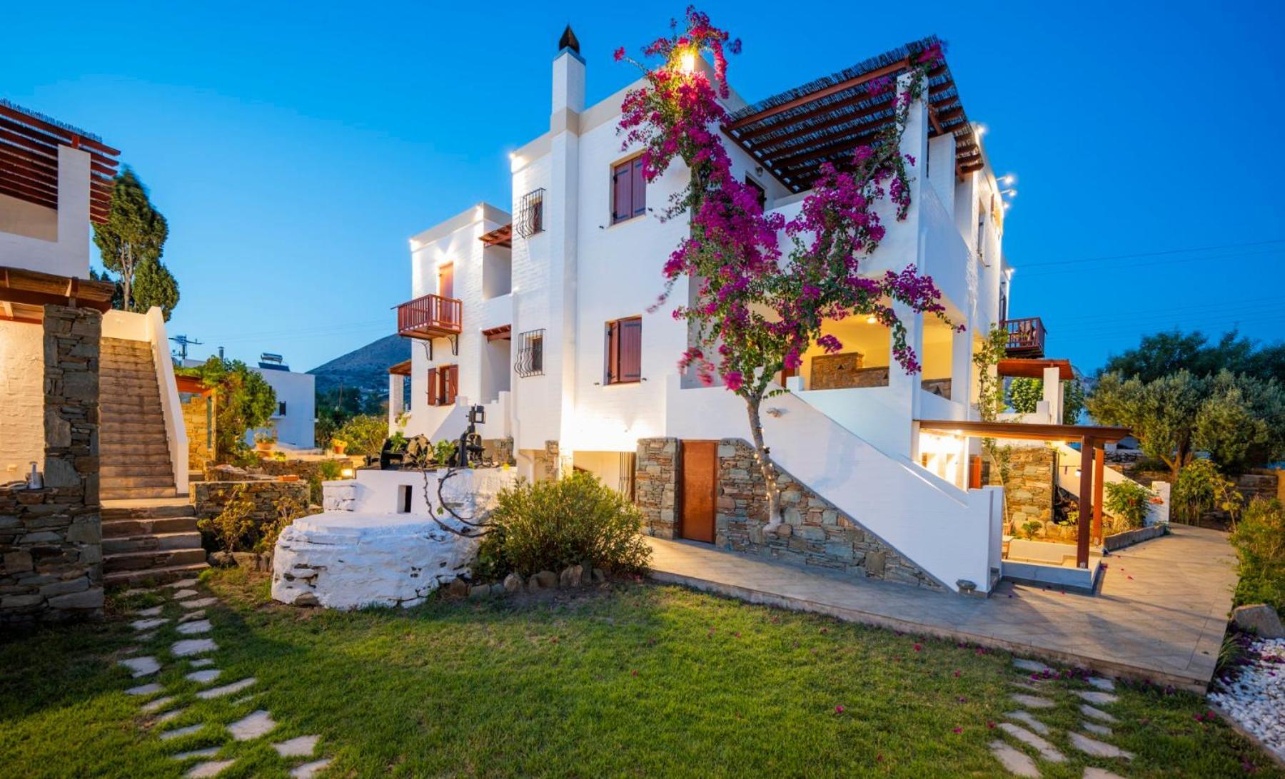 Ligaries Kini Exterior foto